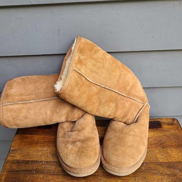 UGG Original Tan Suede Shearling Boot size 6 - Picture 5 of 8